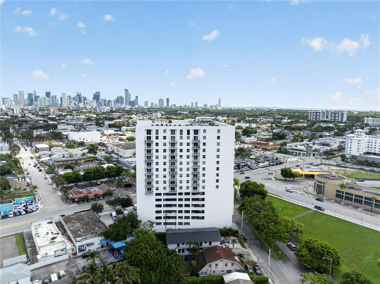 Altos de Miami Condo · #903 in Miami - Photo 4