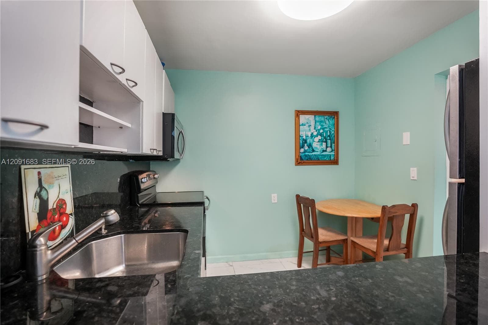 AVANT GARDE CONDO · #1406 in Hallandale Beach - Photo 8