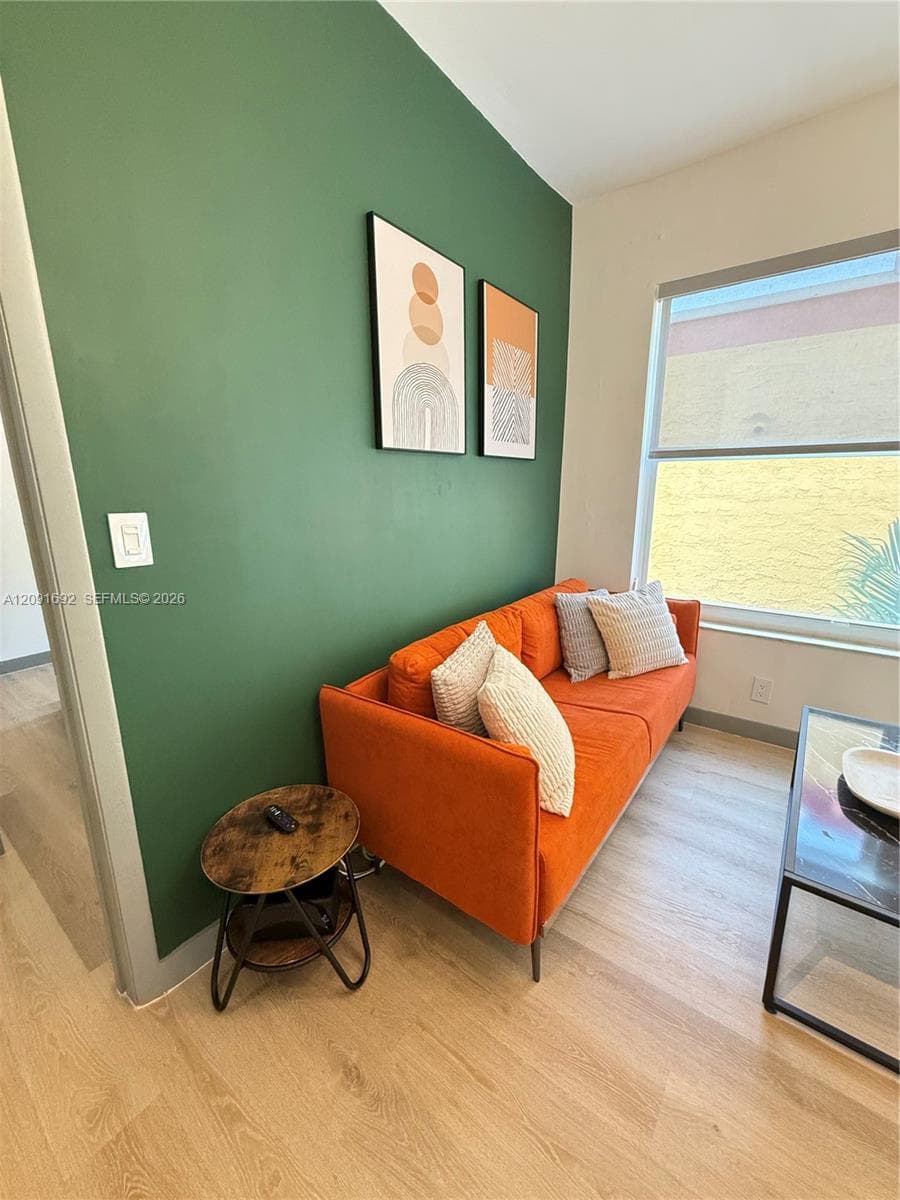 WINDSOR PLAZA CONDO · #302 in Miami Beach - Photo 5