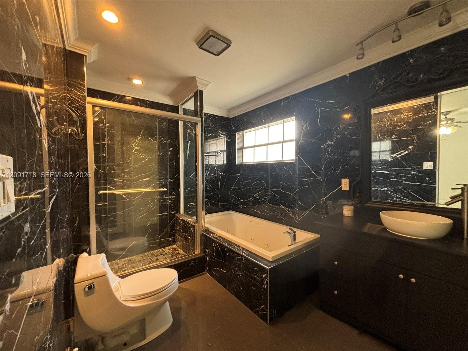 12810 NW 6th Ln photo 15