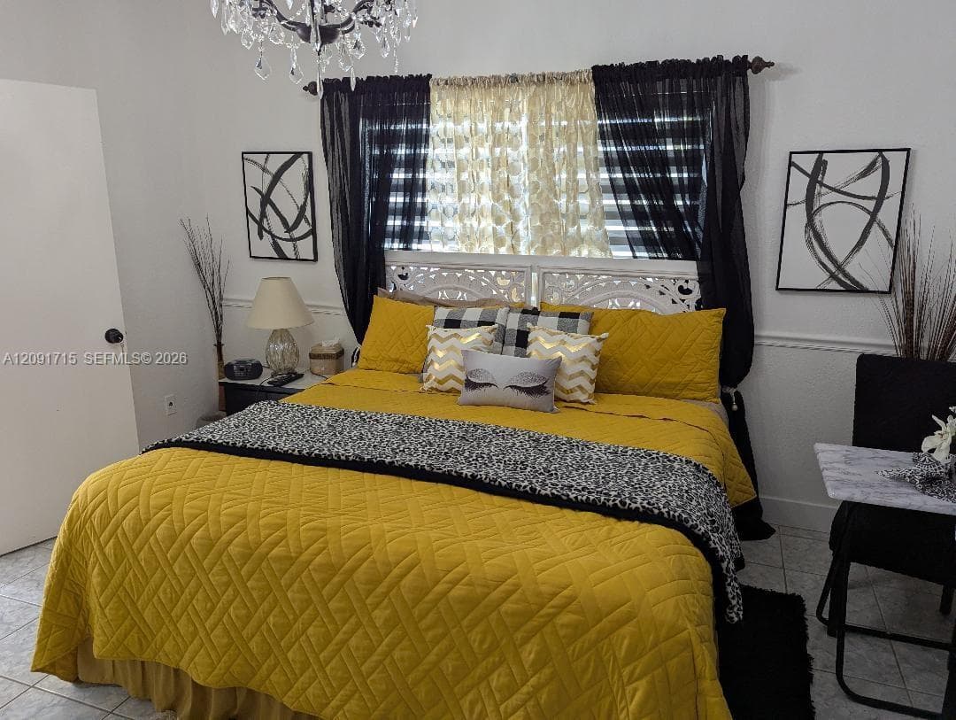 LUCKY STAR ESTATES · #B in Miami - Photo 3