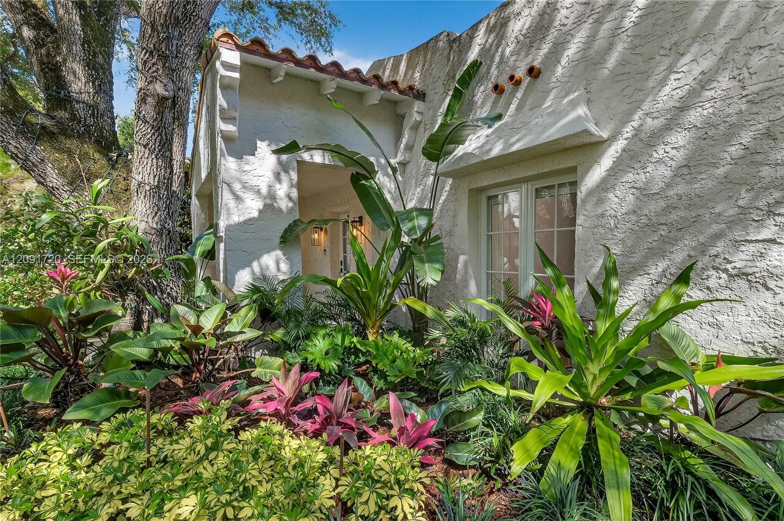 1109 Almeria Ave photo 47