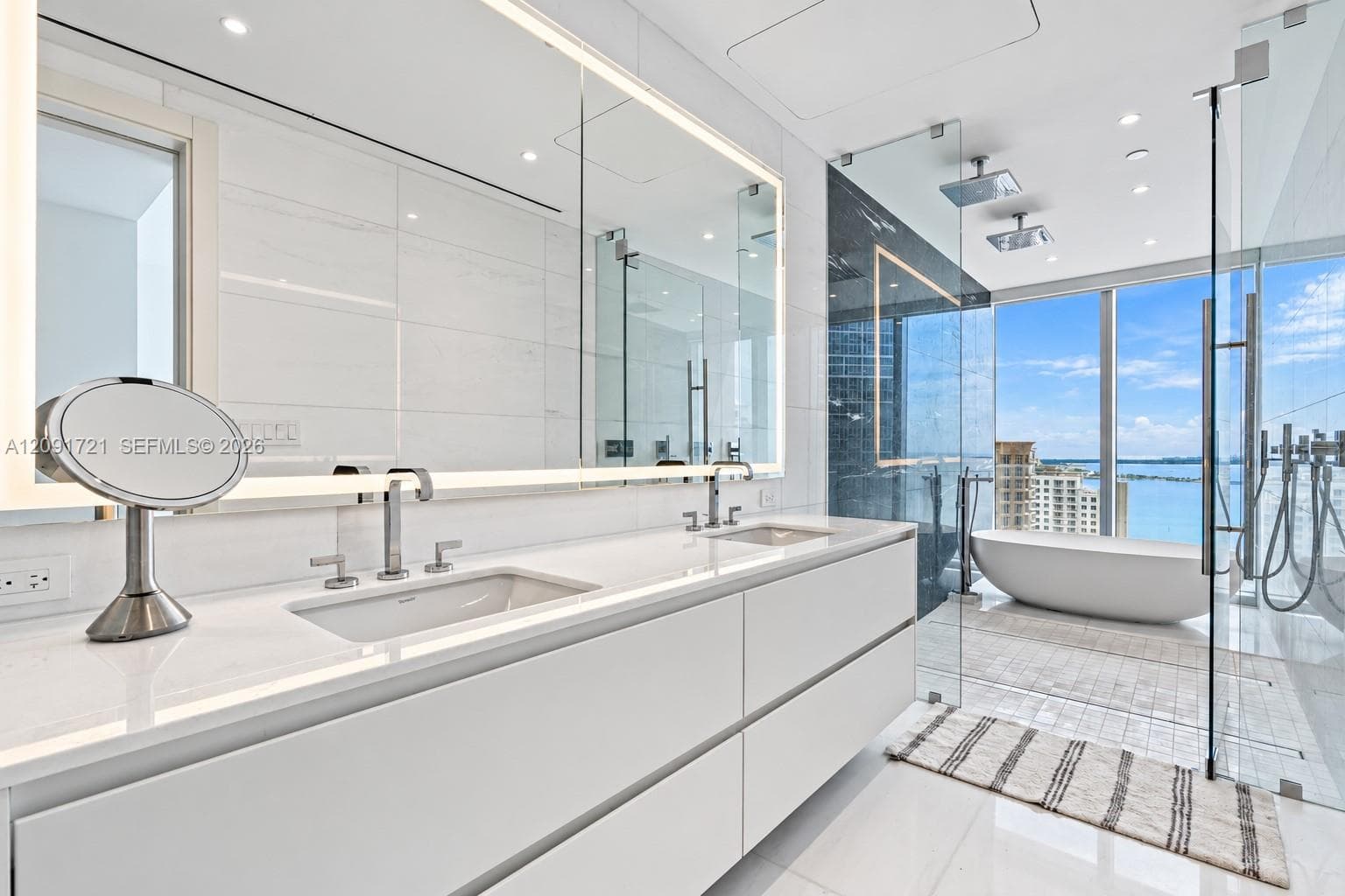 Aston Martin Residences · #3304C in Miami - Photo 19