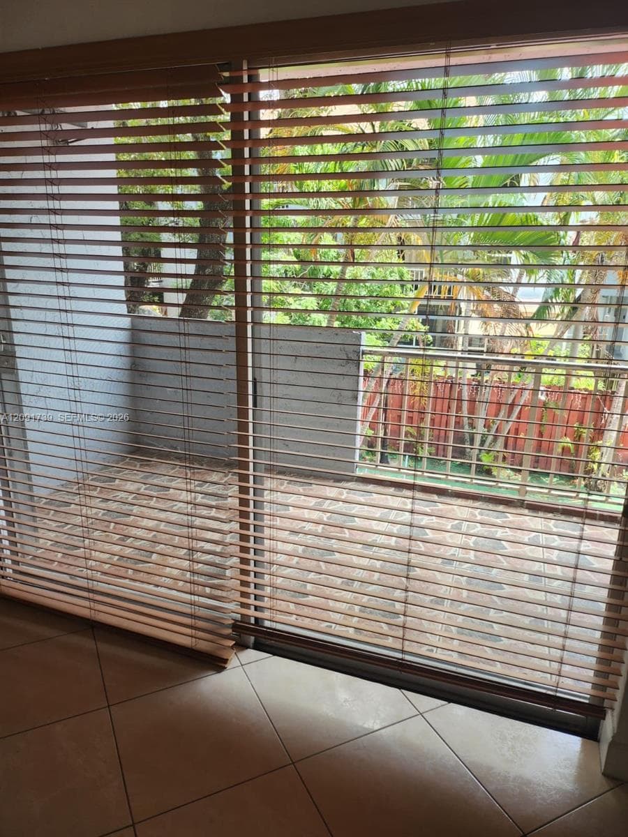 LOS SUENOS CONDO · #F202 in Hialeah - Photo 5