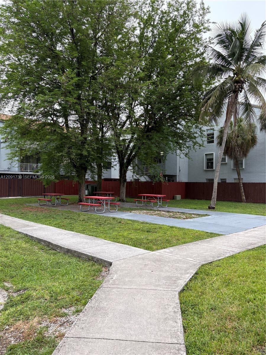LOS SUENOS CONDO · #F202 in Hialeah - Photo 20