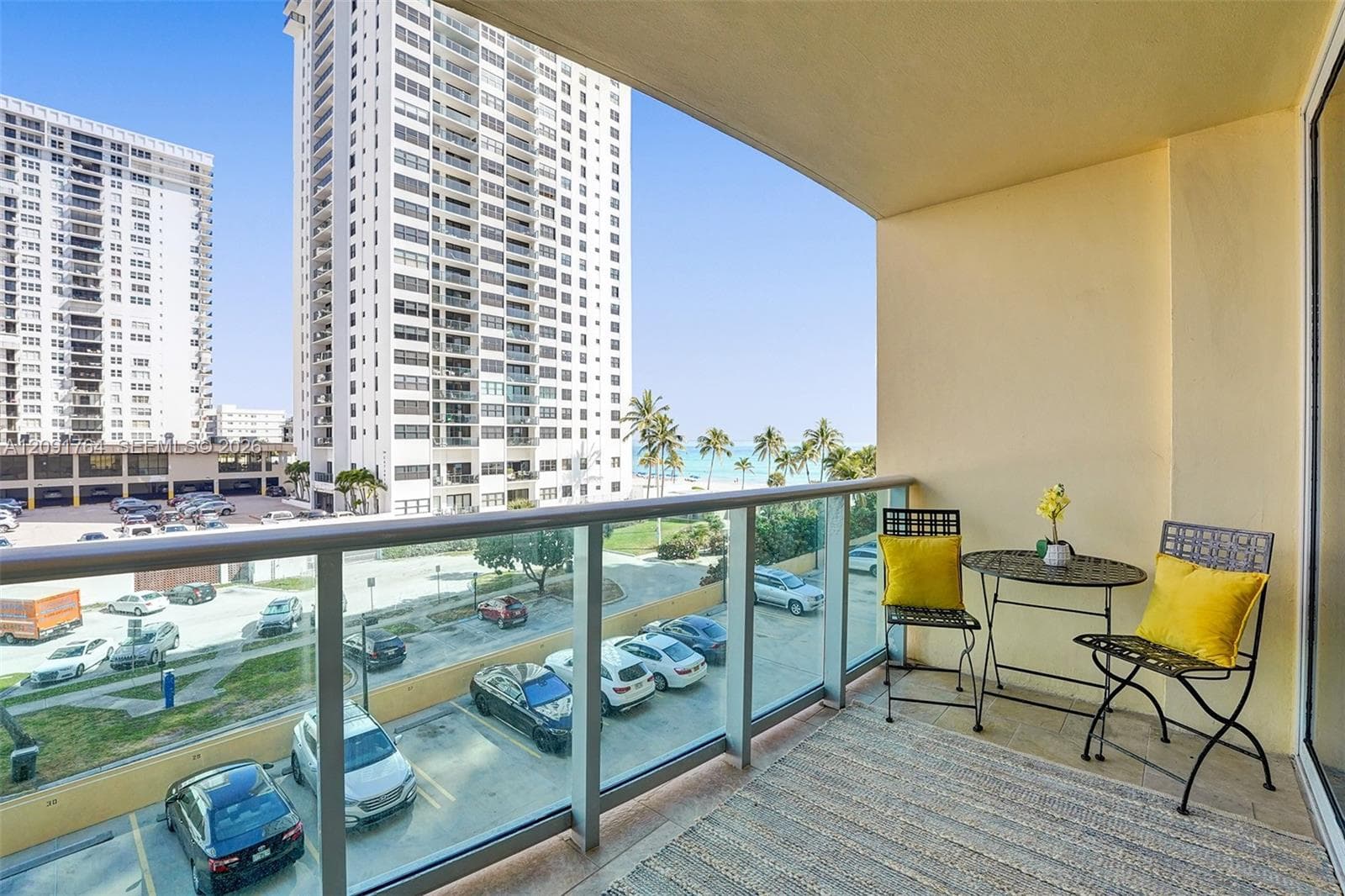 WAVE CONDO · #401 in Hollywood - Photo 8