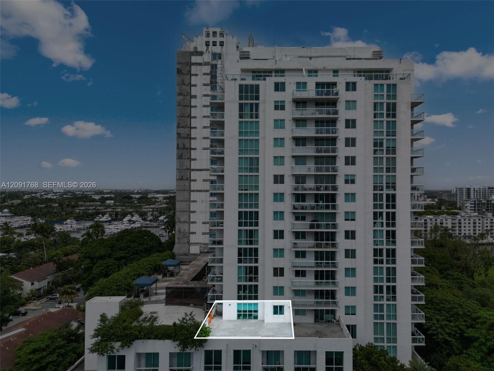 TERRAZAS RIVERPARK VILLAG · #703 in Miami - Photo 40