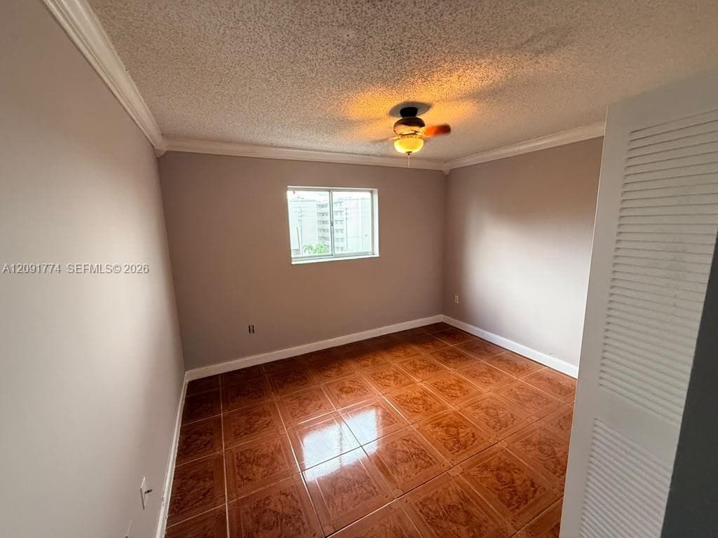 BARACOA CONDO · #407 in Hialeah - Photo 6