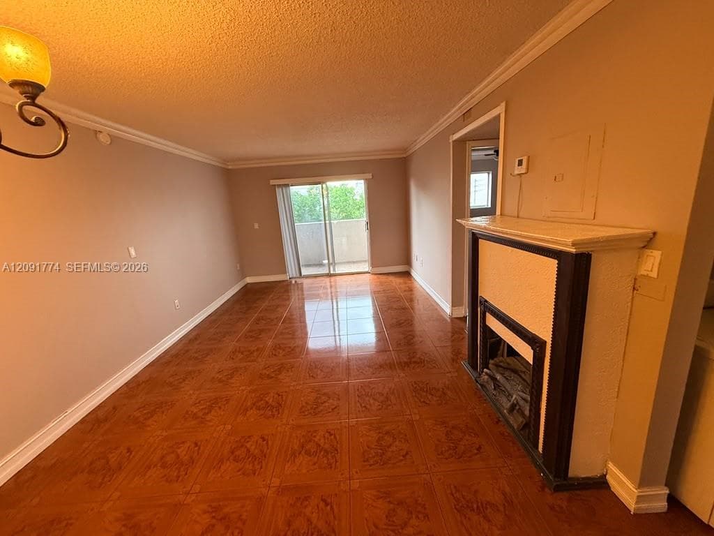 BARACOA CONDO · #407 in Hialeah - Photo 9