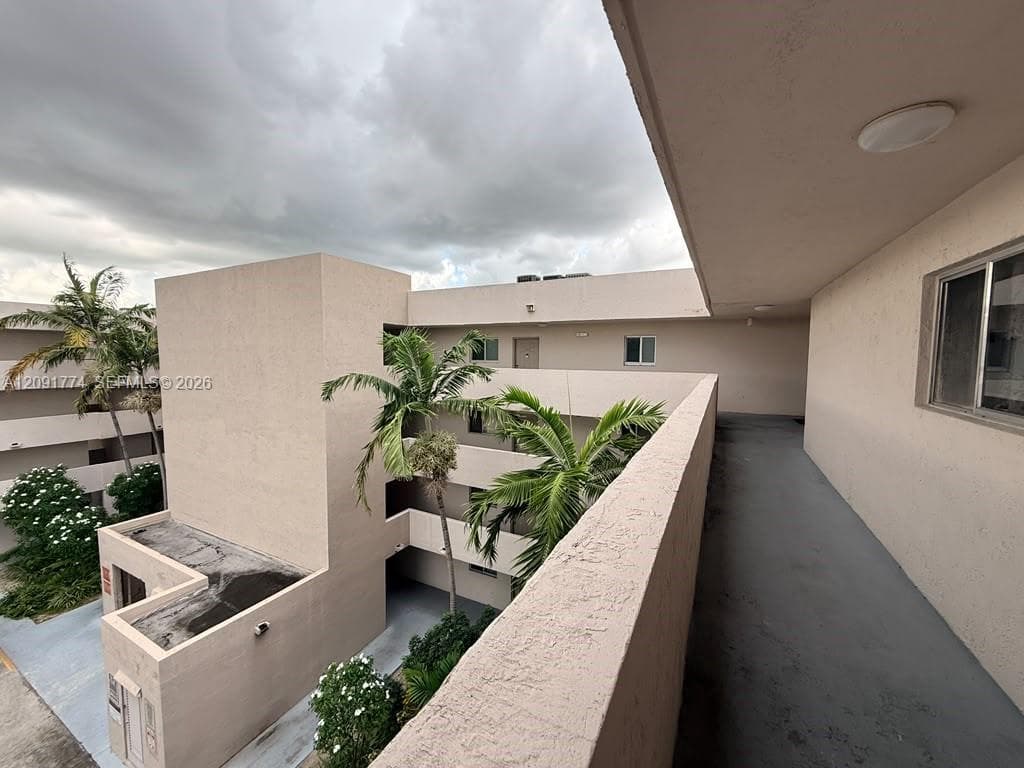 BARACOA CONDO · #407 in Hialeah - Photo 19