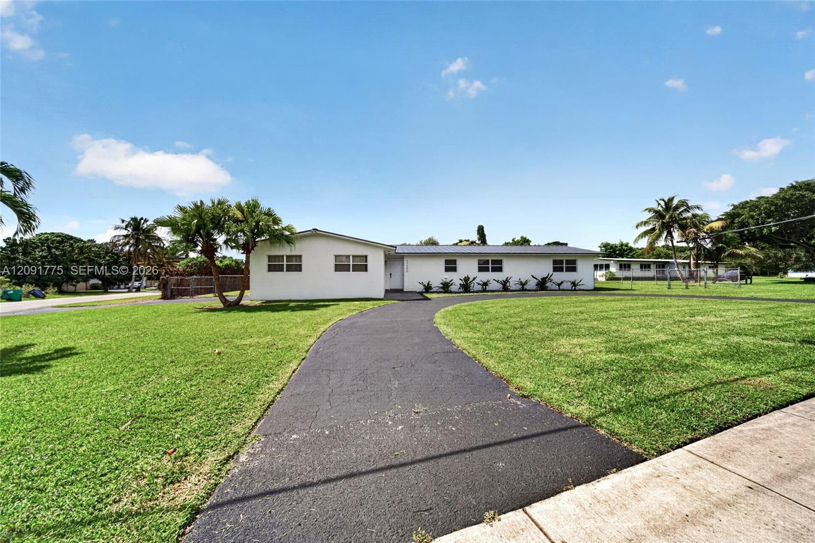 17400 SW 89th Ct photo 35