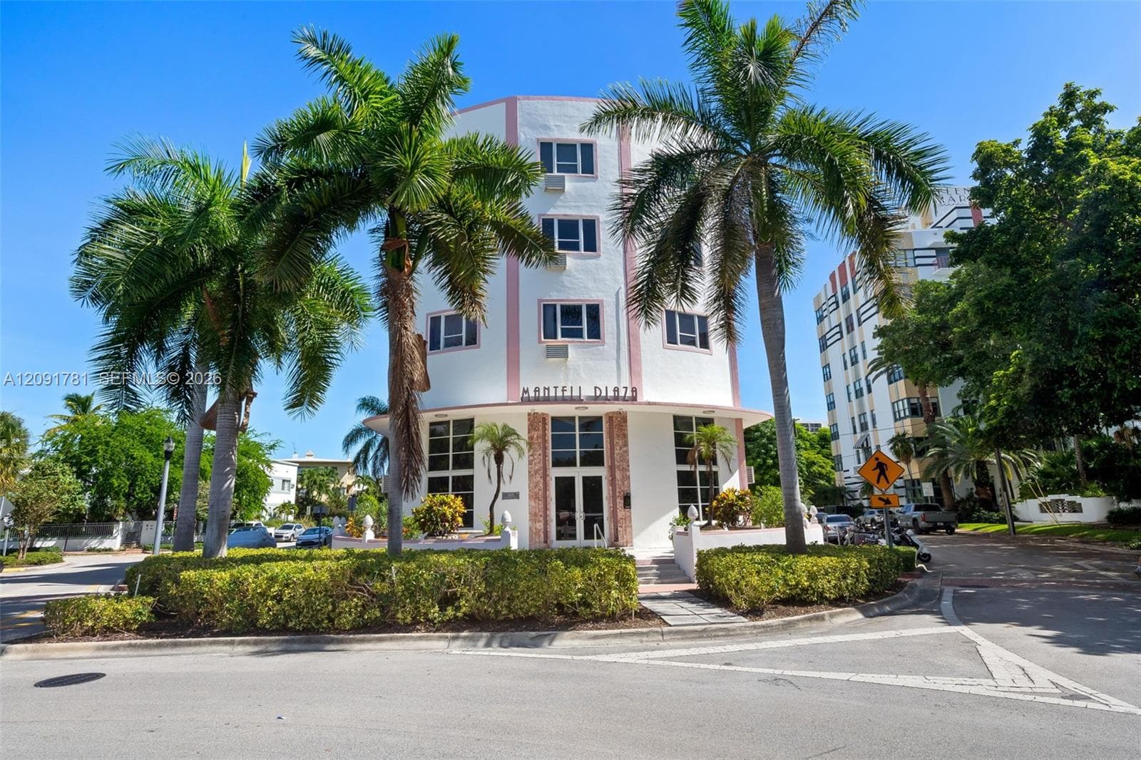 THE MANTELL · #330 in Miami Beach - Photo 1