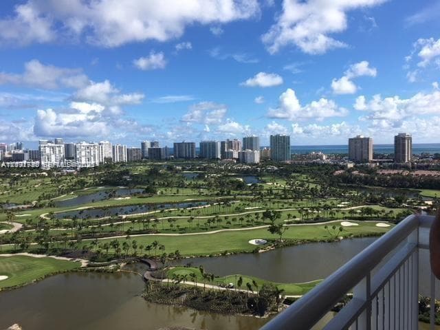TURNBERRY ON THE GREEN CO · #2413 in Aventura - Photo 12