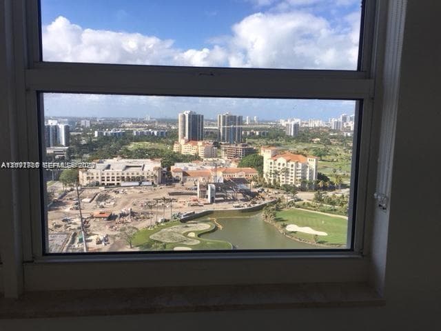 TURNBERRY ON THE GREEN CO · #2413 in Aventura - Photo 18