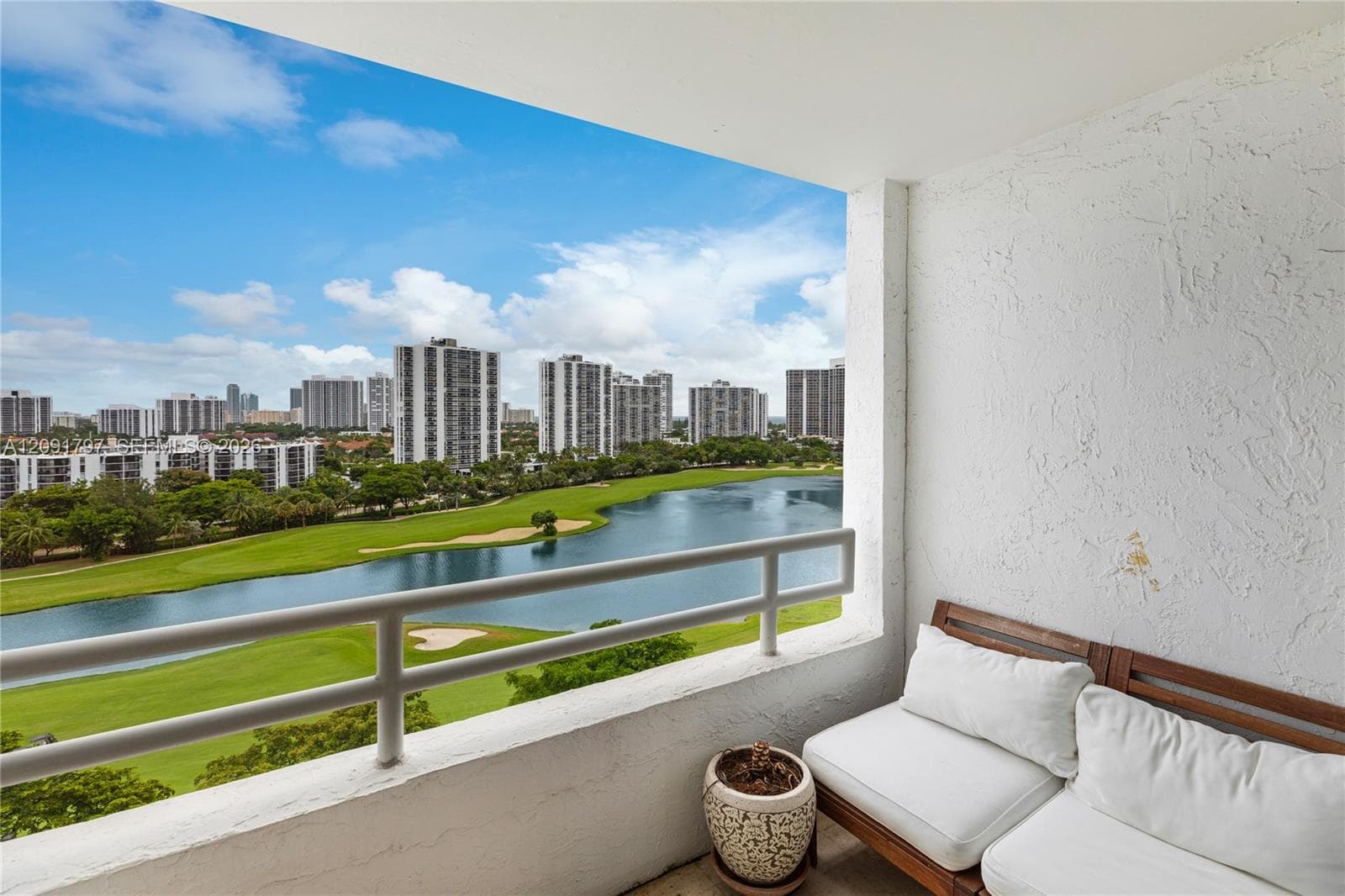Delvista · #1422 in Aventura - Photo 3