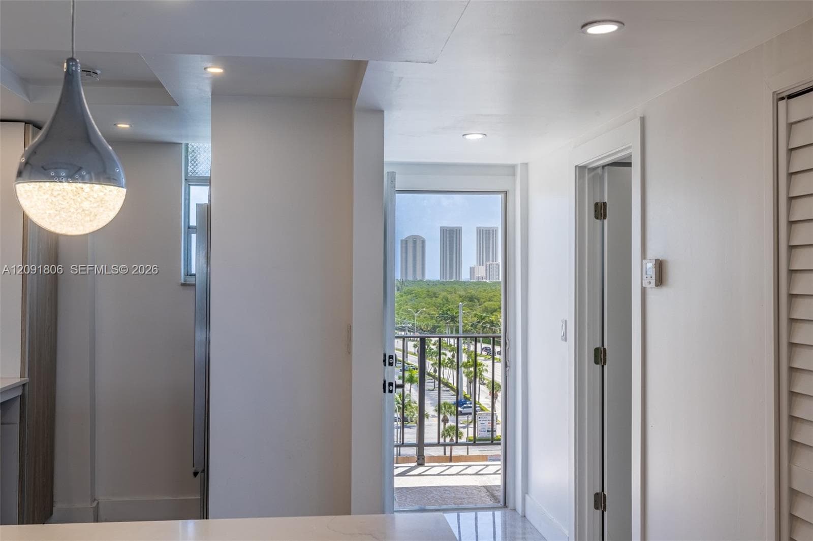 ISLAND SHORES CONDO · #1003 in North Miami Beach - Photo 5