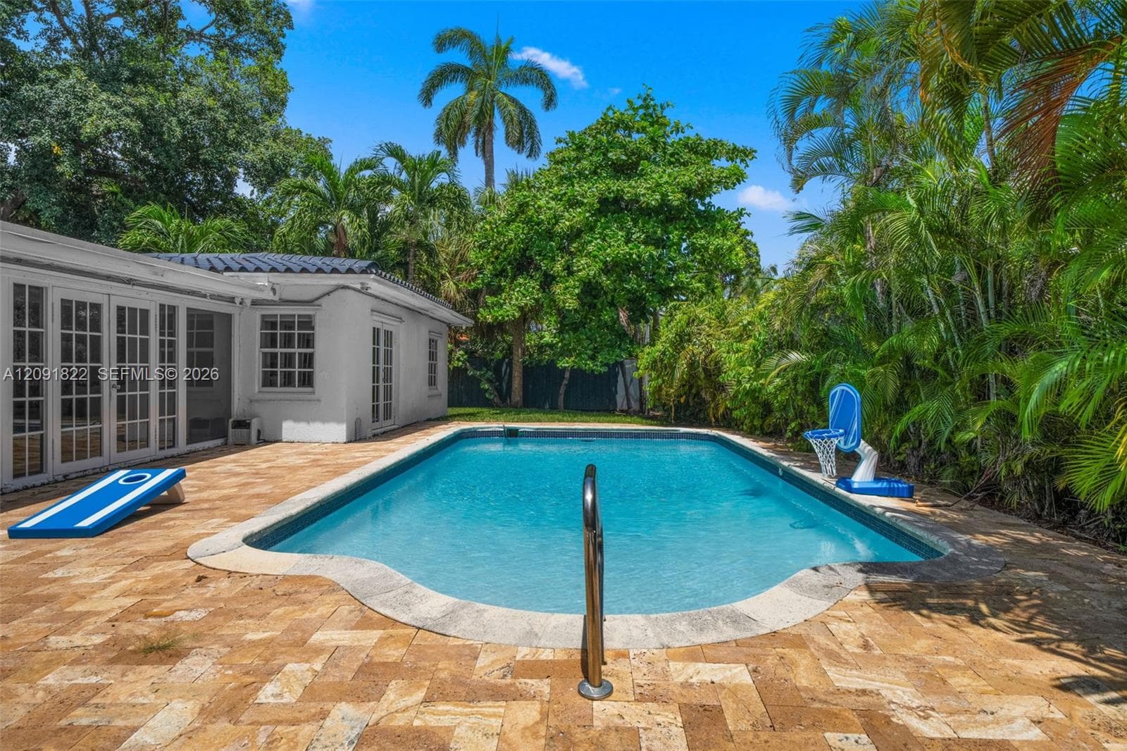 1308 Seabreeze Blvd photo 23