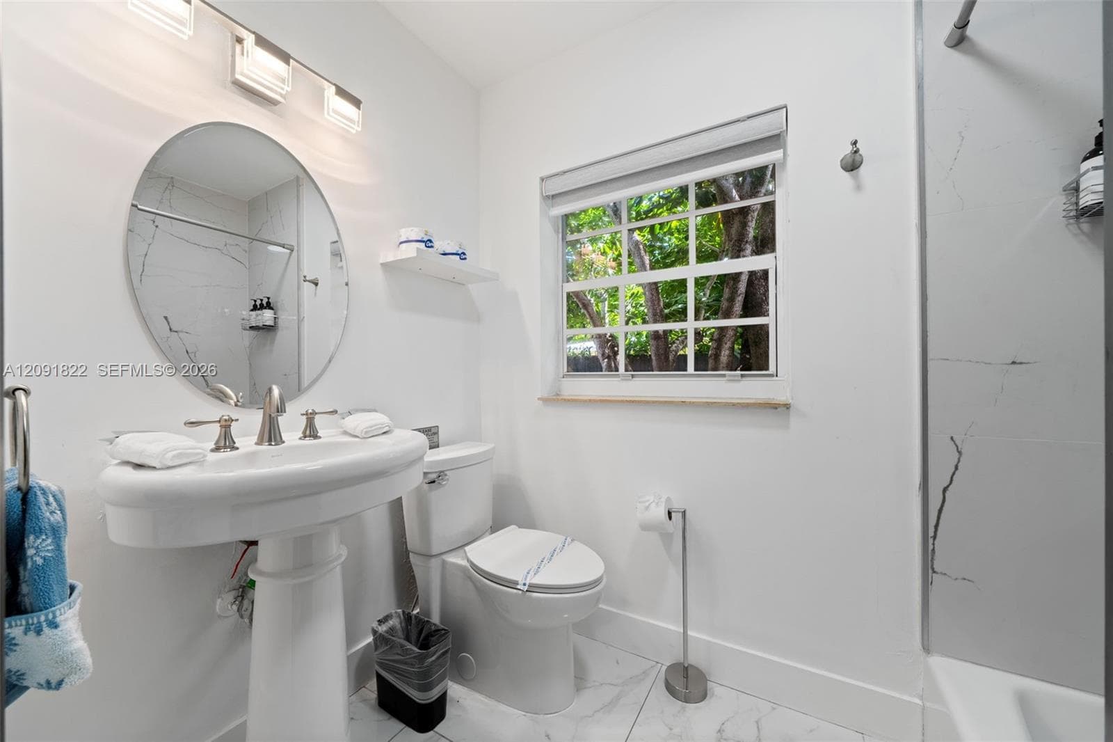 1308 Seabreeze Blvd photo 12