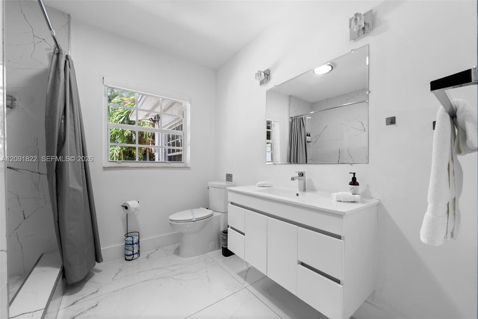 1308 Seabreeze Blvd photo 19
