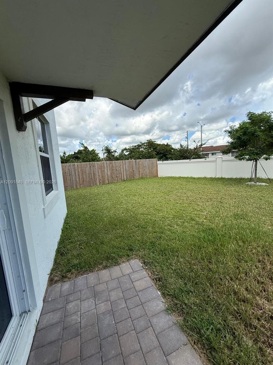 2661 SE 24th Ct photo 37