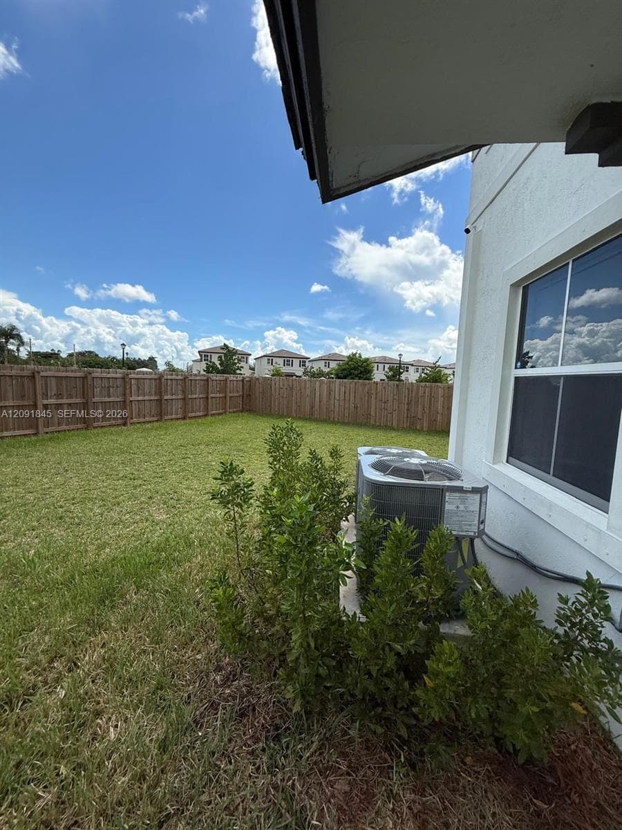 2661 SE 24th Ct photo 39