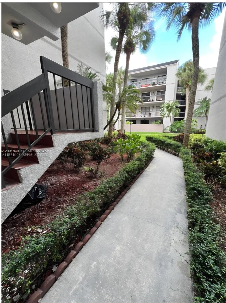 CALUSA CLUB VILG BLDG D N · #103DN in Miami - Photo 2