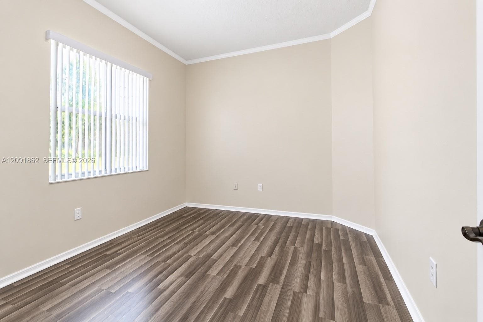 2919 Augusta Cir photo 9