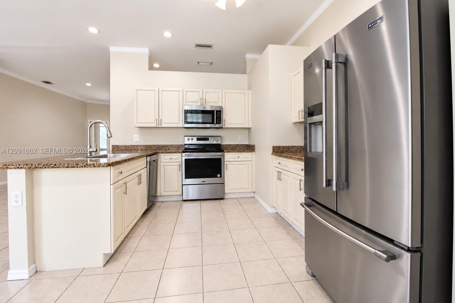 2919 Augusta Cir photo 25