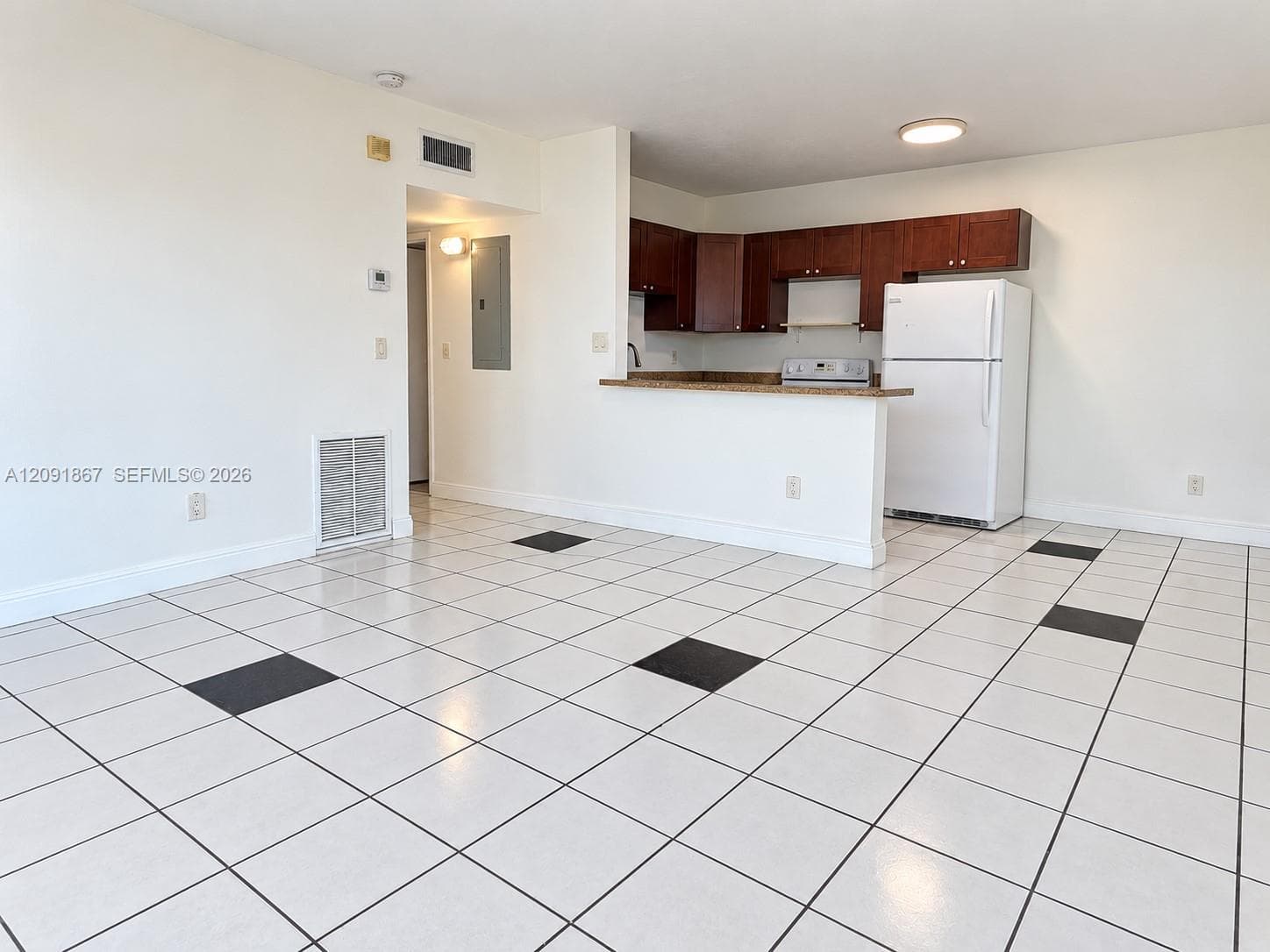 1525 NE 154th St #1525 photo 6