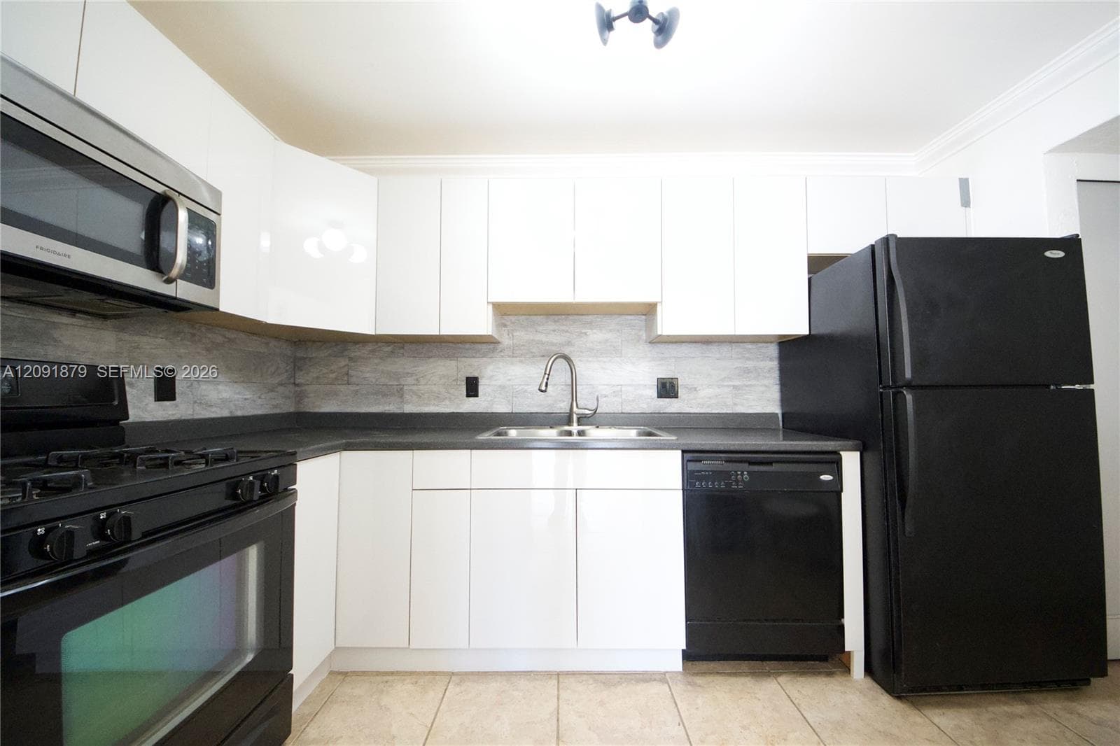 DADELAND GROVE CONDO · #A209 in Pinecrest - Photo 5