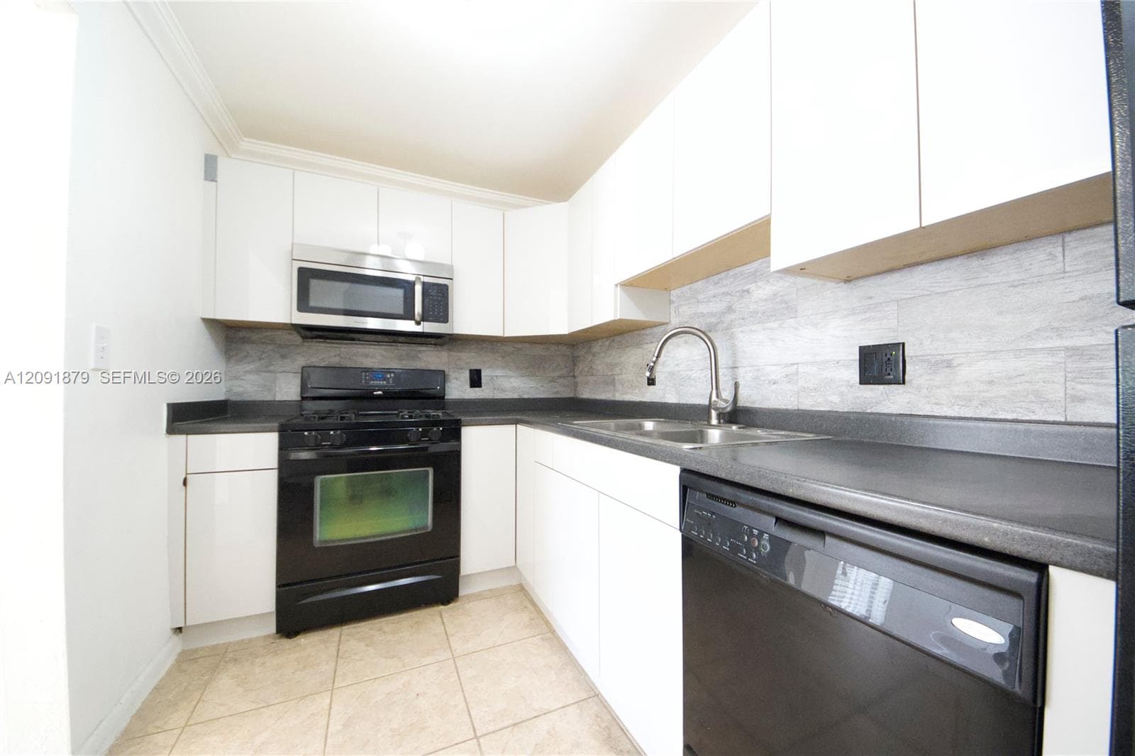 DADELAND GROVE CONDO · #A209 in Pinecrest - Photo 4
