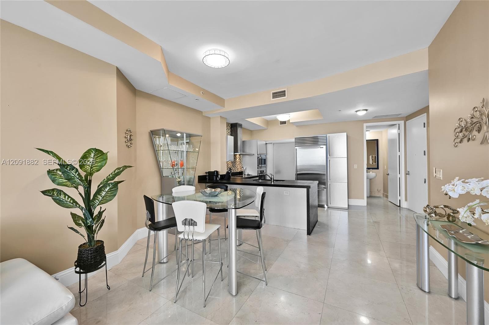Trump Royale · #4102 in Sunny Isles Beach - Photo 6