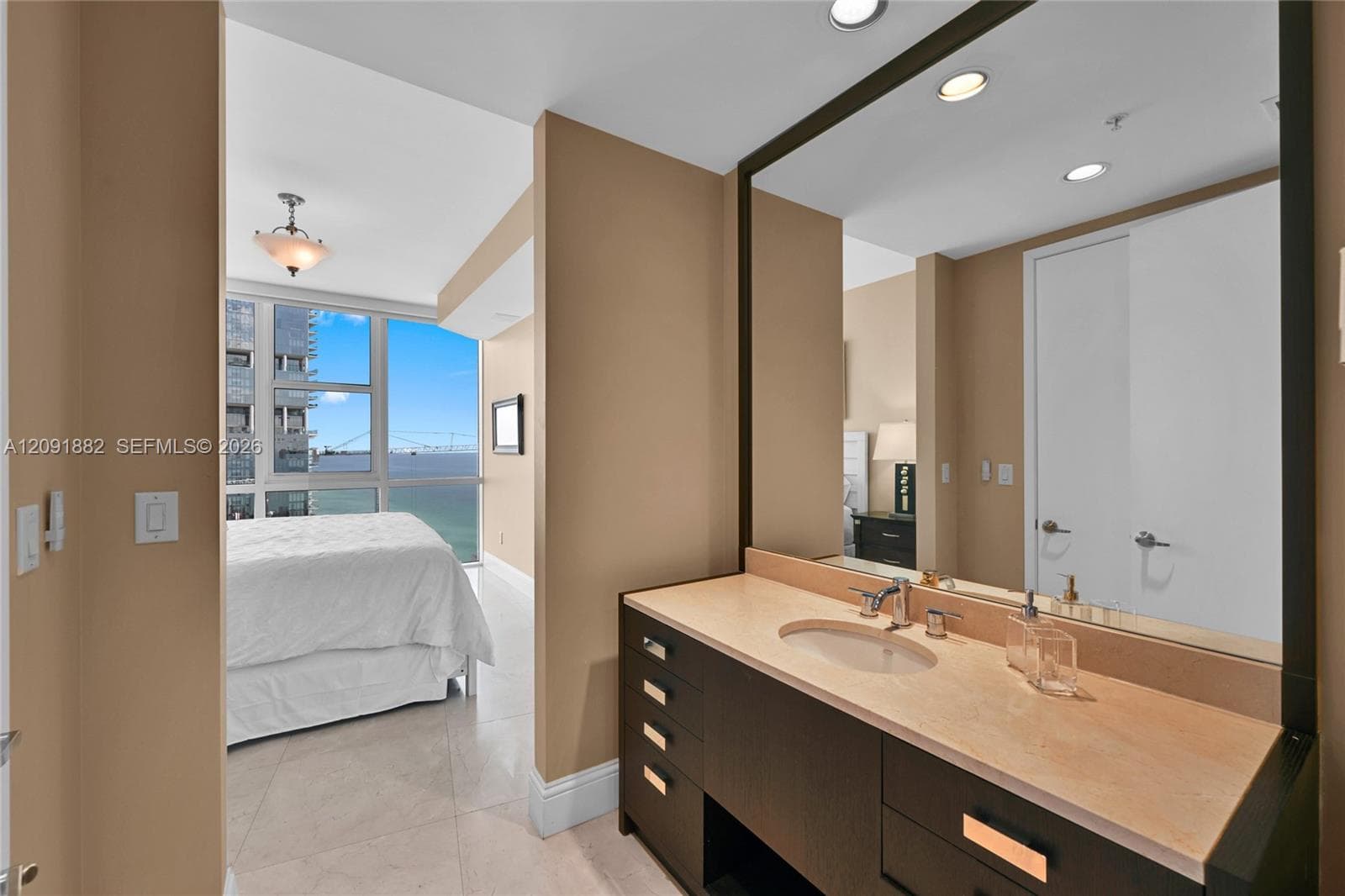 Trump Royale · #4102 in Sunny Isles Beach - Photo 13