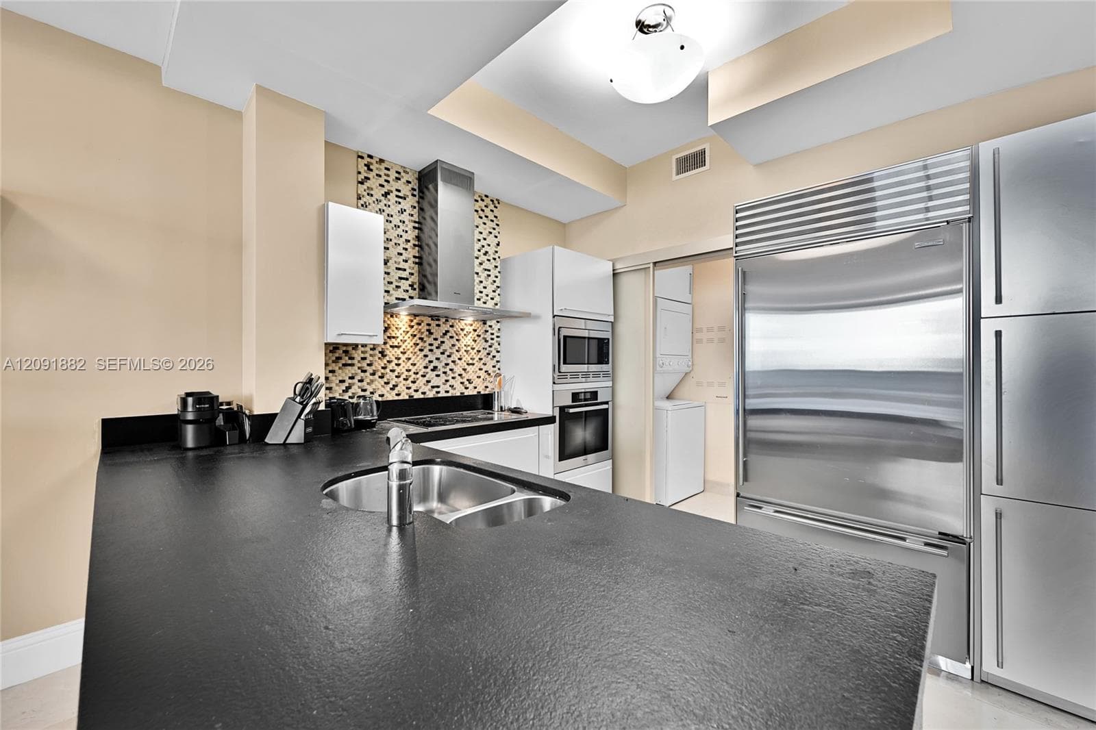 Trump Royale · #4102 in Sunny Isles Beach - Photo 9