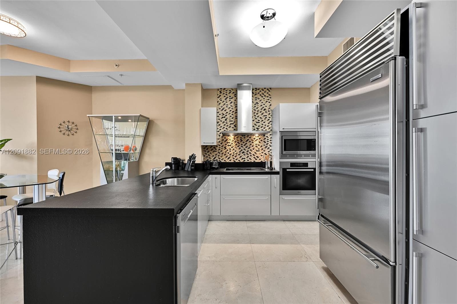 Trump Royale · #4102 in Sunny Isles Beach - Photo 10
