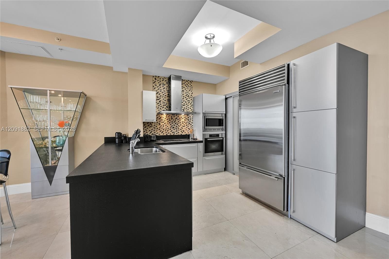 Trump Royale · #4102 in Sunny Isles Beach - Photo 8