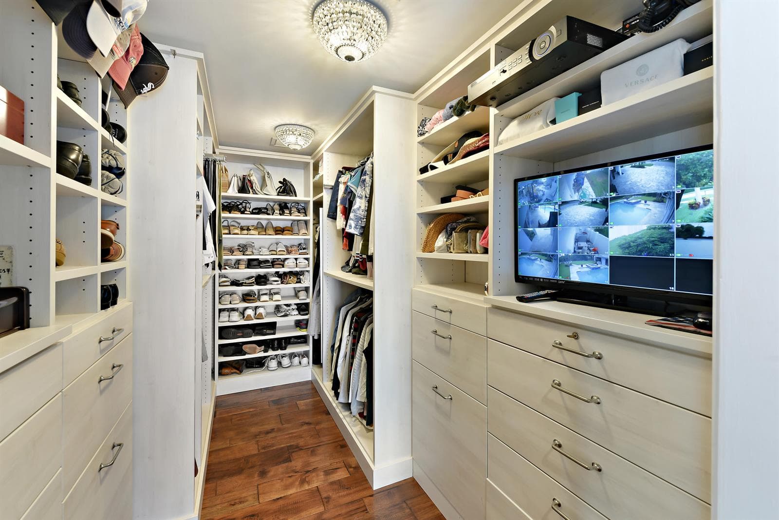 Primary Walk in Closet