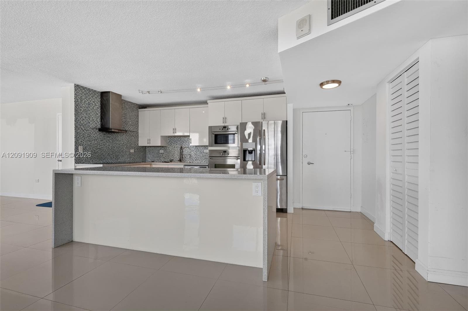 BURLEIGH HOUSE CONDOMINIU · #805 in Miami Beach - Photo 6