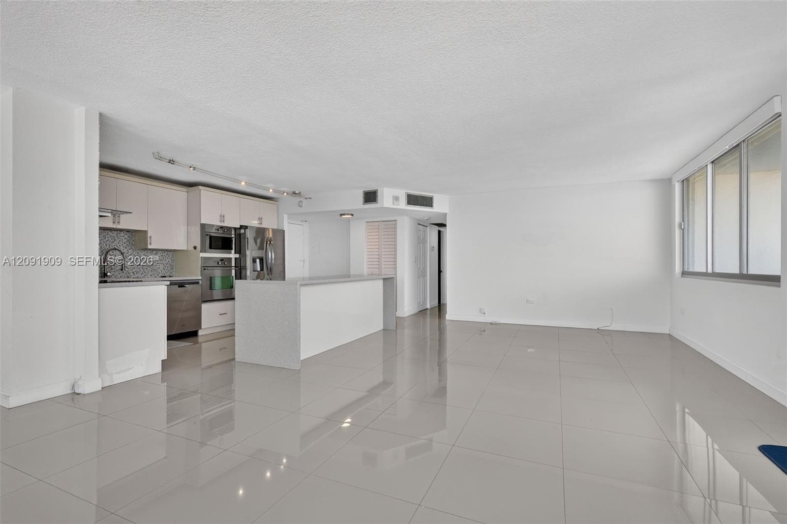 BURLEIGH HOUSE CONDOMINIU · #805 in Miami Beach - Photo 16