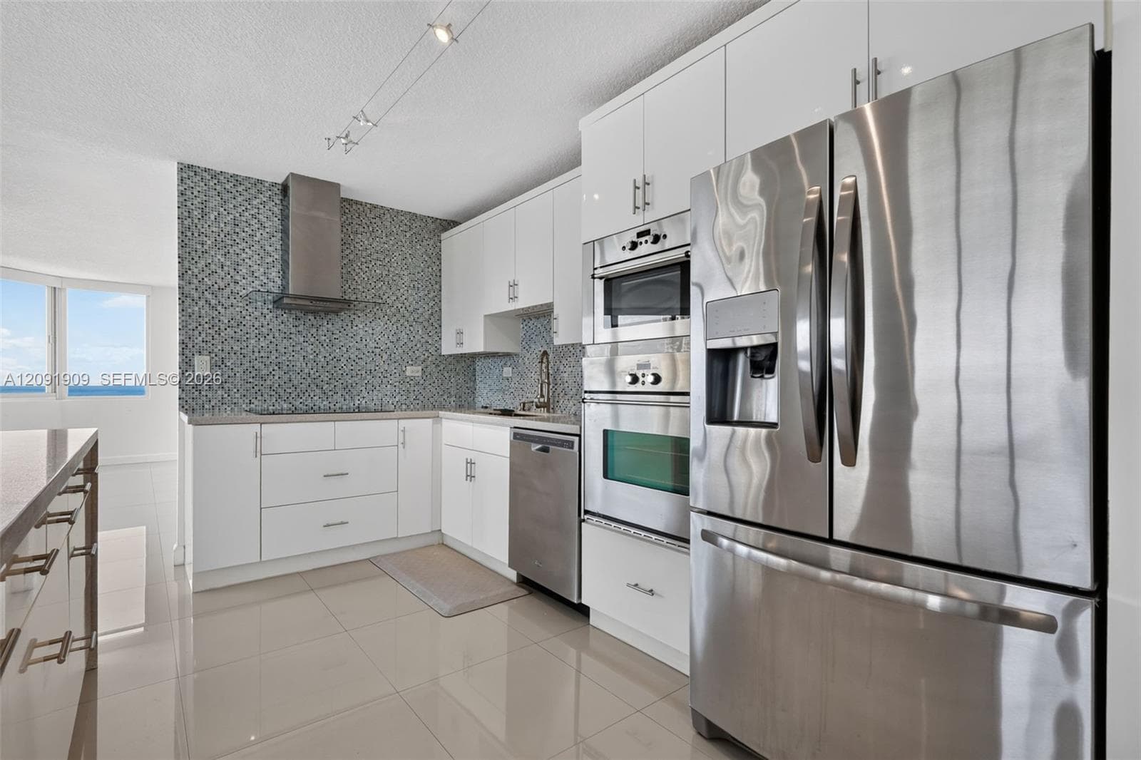 BURLEIGH HOUSE CONDOMINIU · #805 in Miami Beach - Photo 10