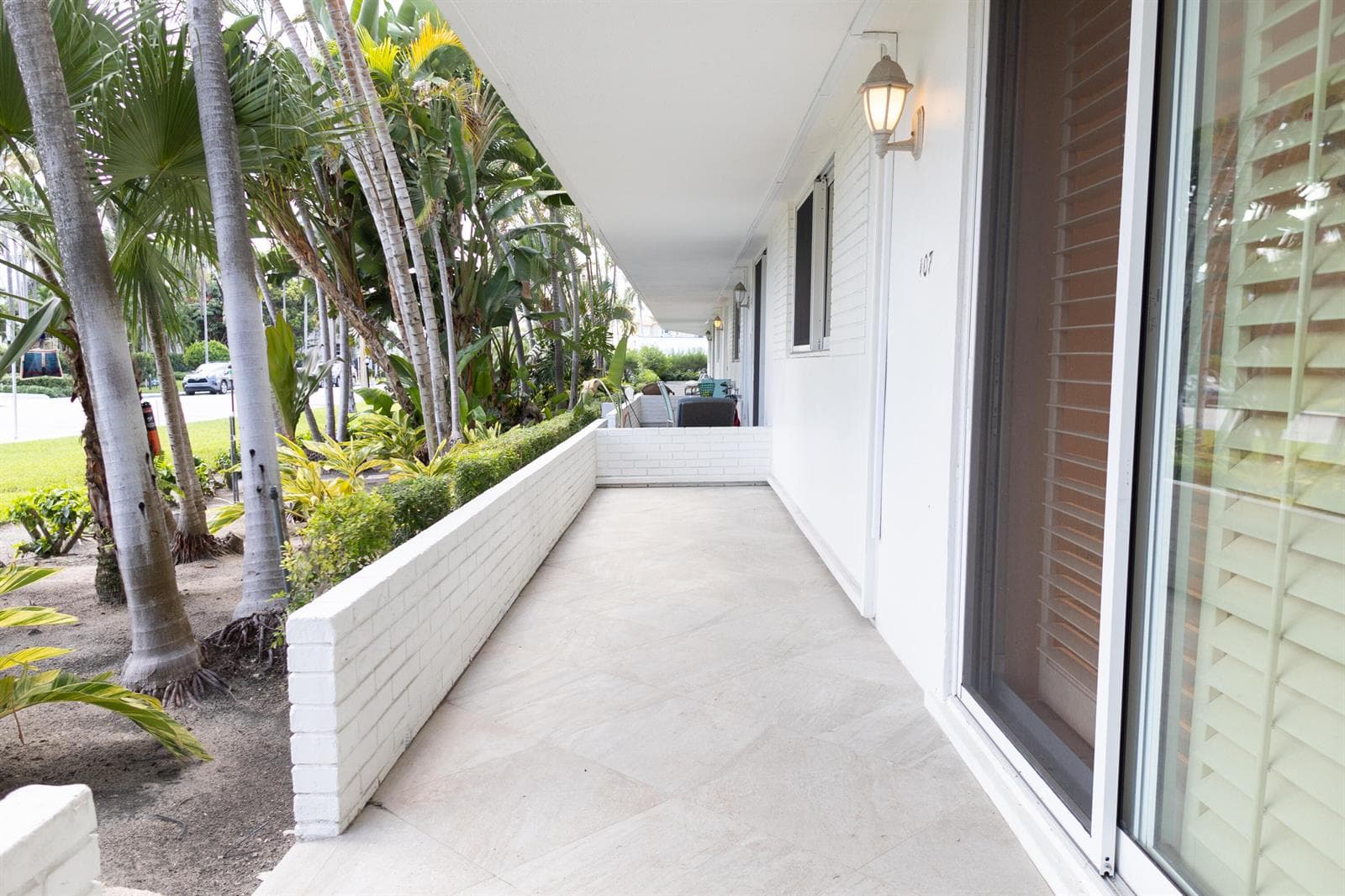 139 Sunrise Ave., 107