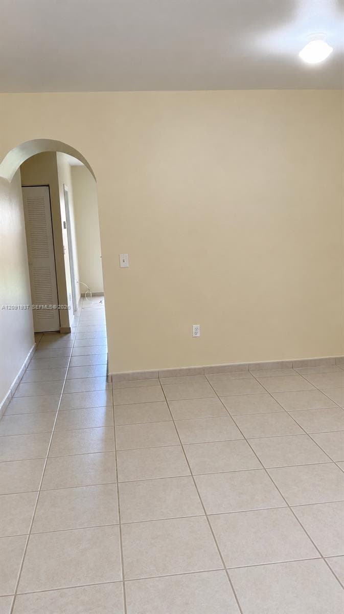 1615 SW 3rd Ct photo 3