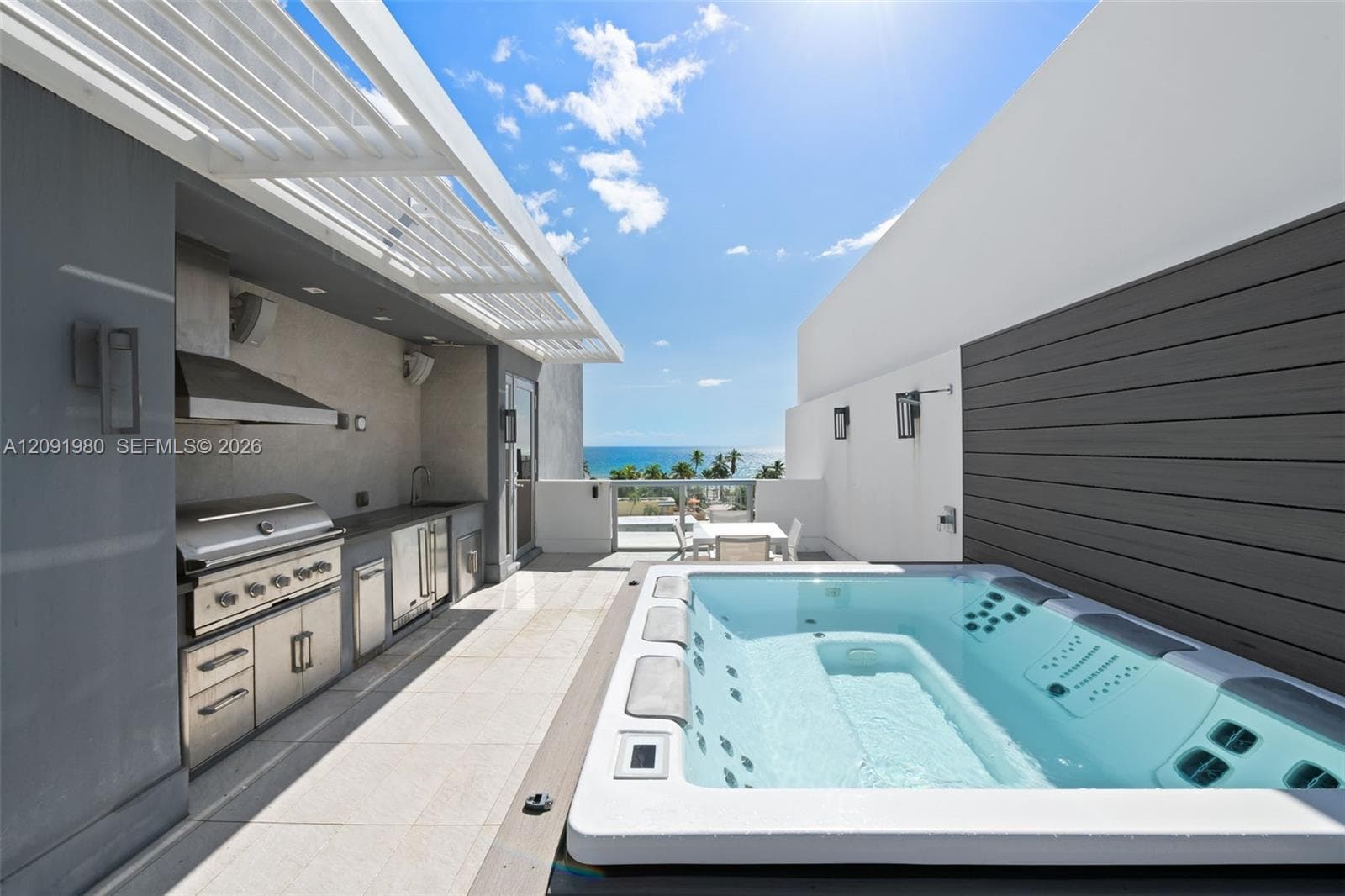 2860 N Ocean Dr photo 31