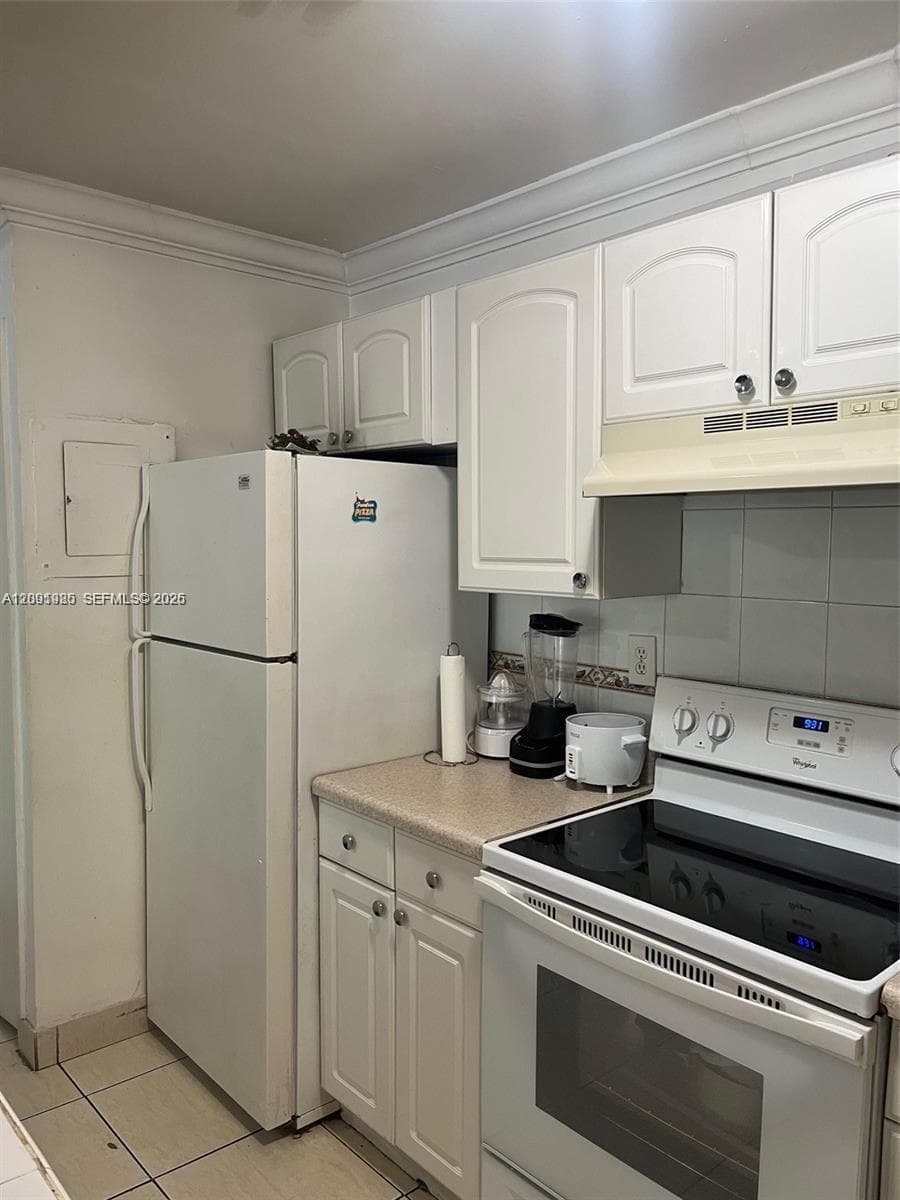 DORAL GARDENS CONDO · #2A in Doral - Photo 8
