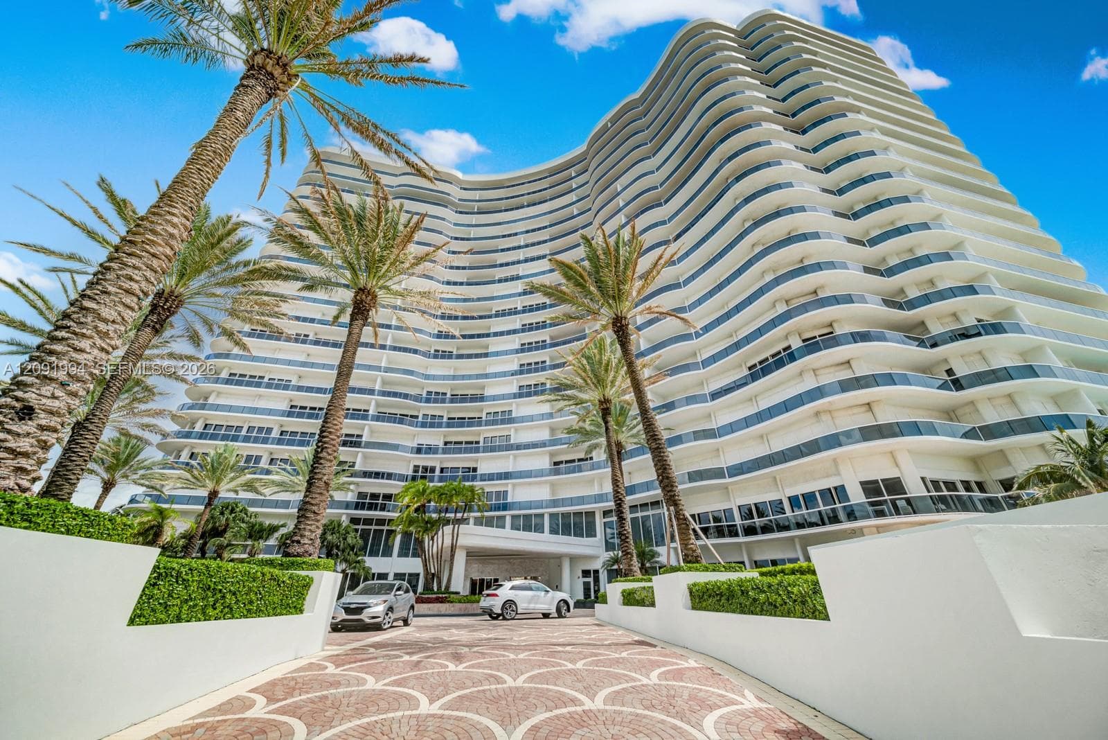 Majestic Tower · #507 in Bal Harbour - Photo 2