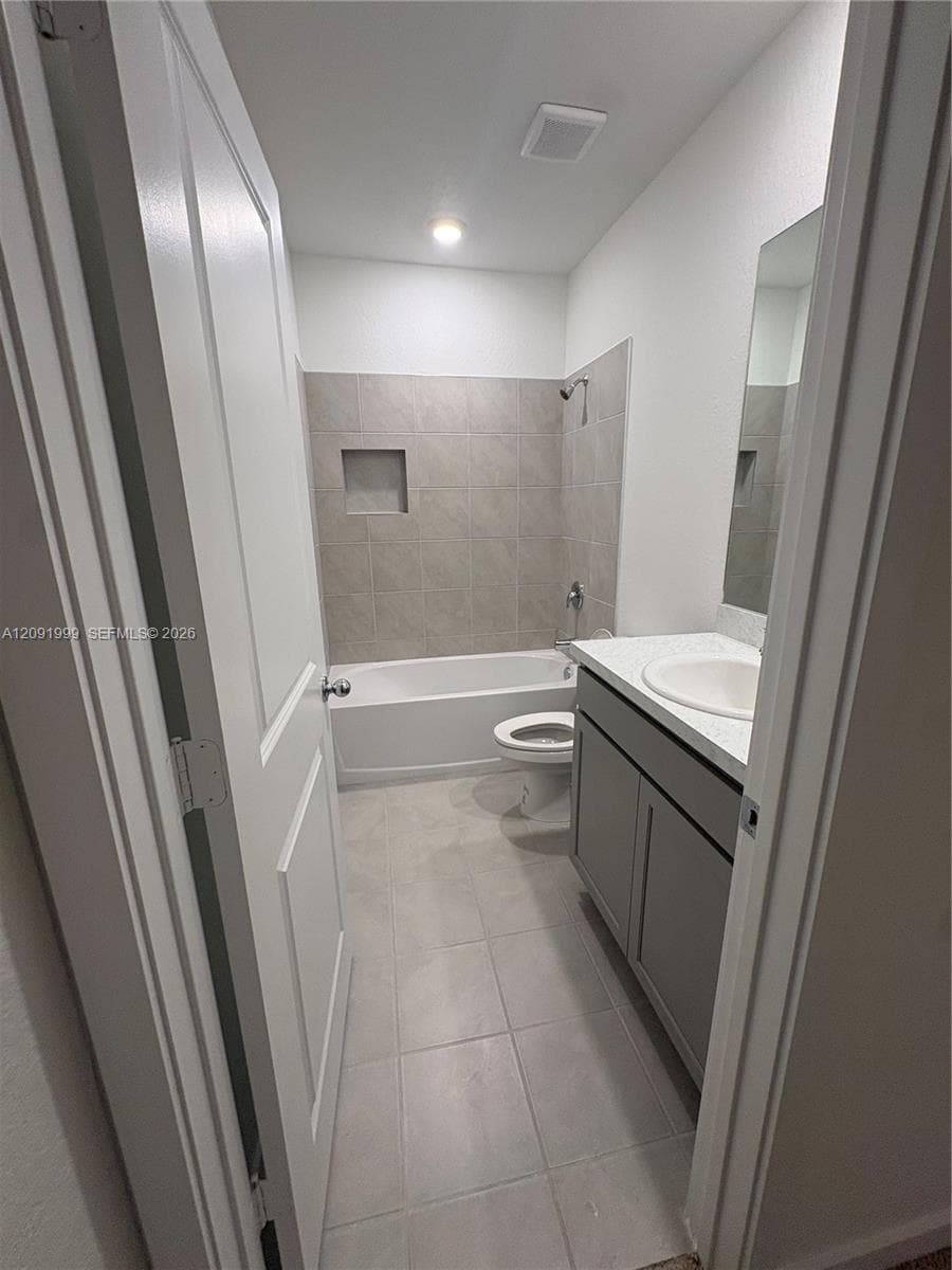 1435 NE 4th Ave #0 photo 8
