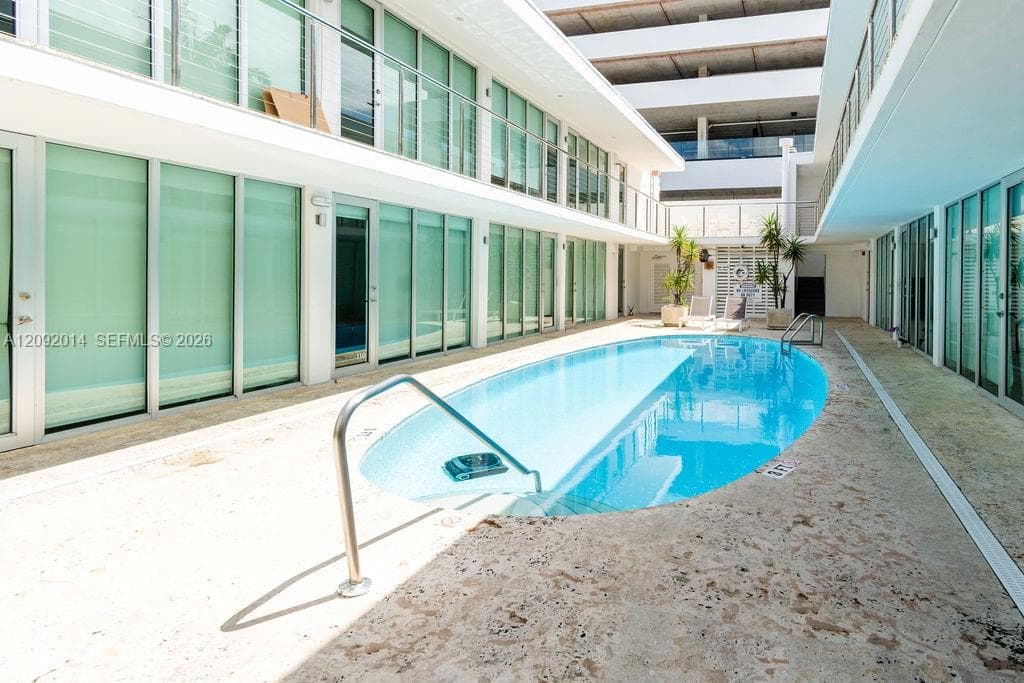 FONTANA CONDO · #209 in Miami Beach - Photo 23