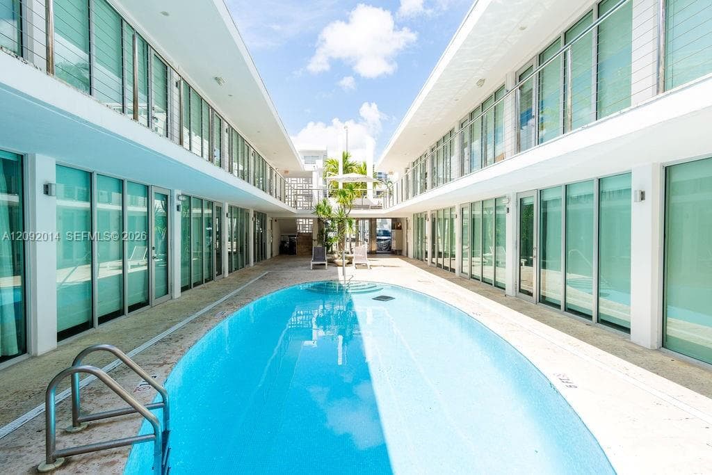 FONTANA CONDO · #209 in Miami Beach - Photo 28
