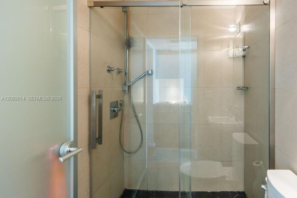 FONTANA CONDO · #209 in Miami Beach - Photo 14