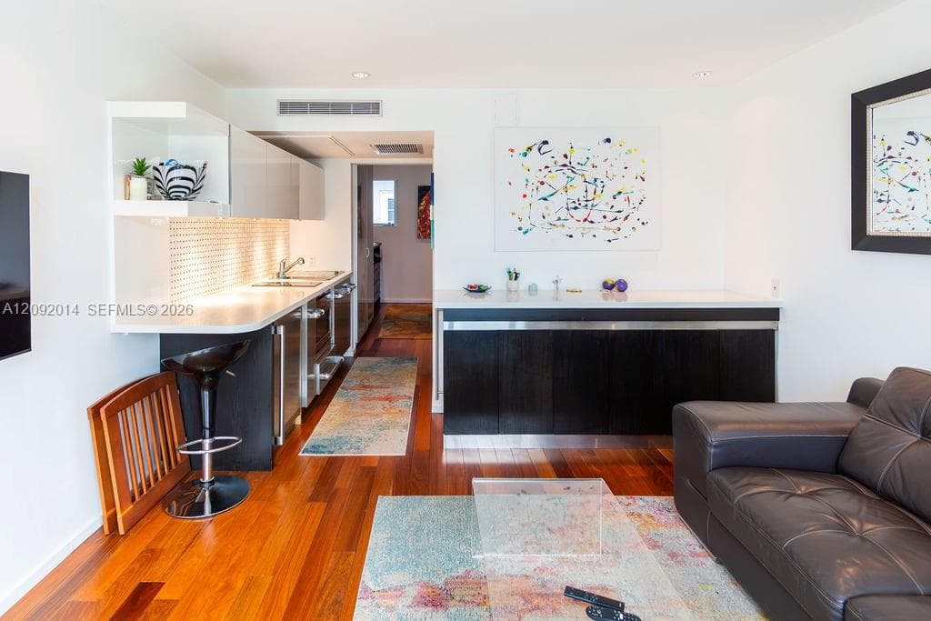 FONTANA CONDO · #209 in Miami Beach - Photo 11